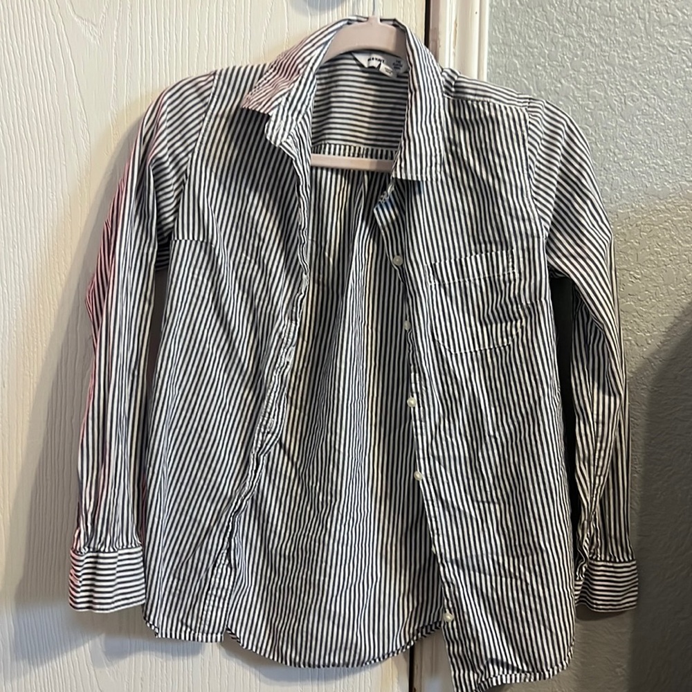 Old Navy striped button down